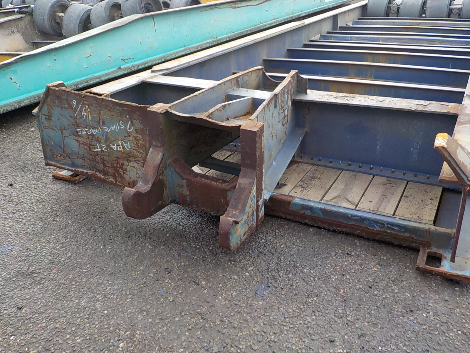 Rolltrailer Repair — Before